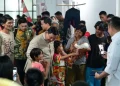 Presiden Prabowo kunjungi hunian baru untuk warga pinggir rel kereta api Senen
