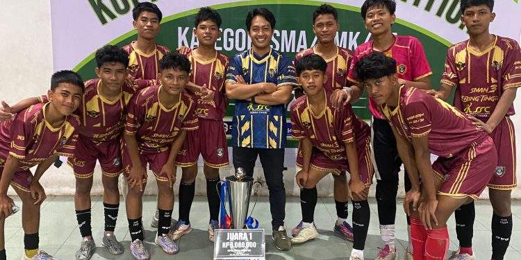SMA Negeri 3 Tebing Tinggi Raih Juara 1 Liga KOPRA Futsal Competition Se-Sumatera Utara
