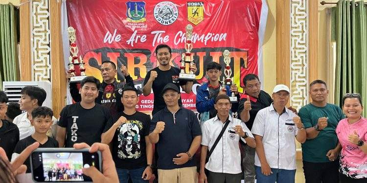 DOJO GARUDA JUARA UMUM DI KEJUARAAN SIRKUIT ANTAR DOJO PENGCAB TAKO TEBING TINGGI