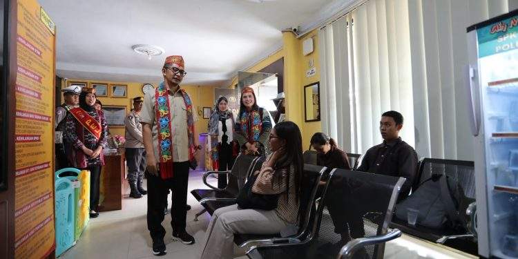 Kompolnas Visitasi Polres Kotawaringin Barat, Apresiasi Inovasi Pelayanan Berbasis Presisi