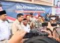 Komisioner BP Tapera Dampingi Menteri PKP dalam Kunjungan Program Bedah Rumah dan Gentengisasi di Purwakarta